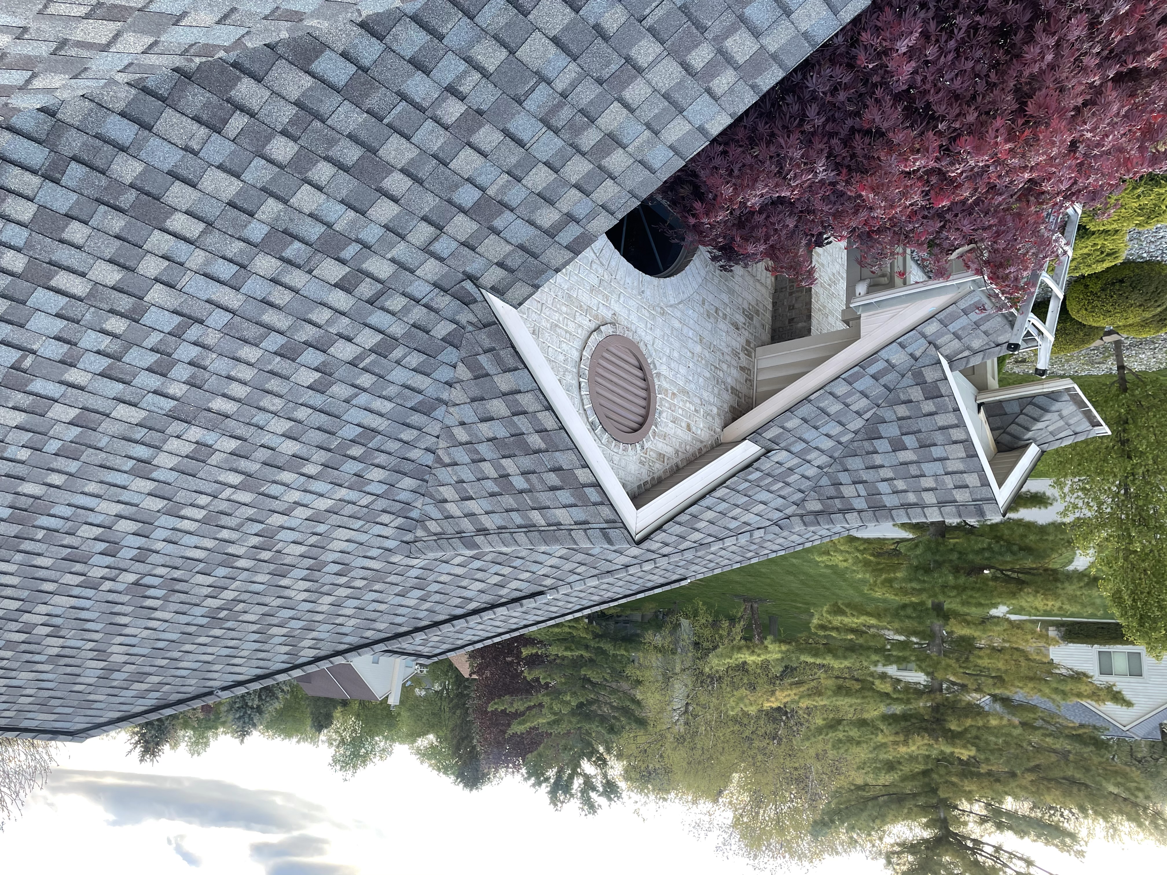 Expert Roof Installations! Servicing Okemos, MI.